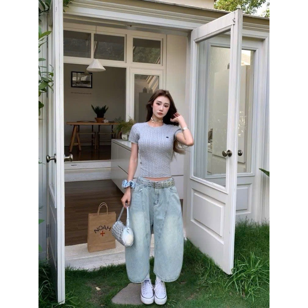 Quần jean short nữ ống rộng capri xanh nhạt ống bí thêu form unisex QJL006 - Tiktik