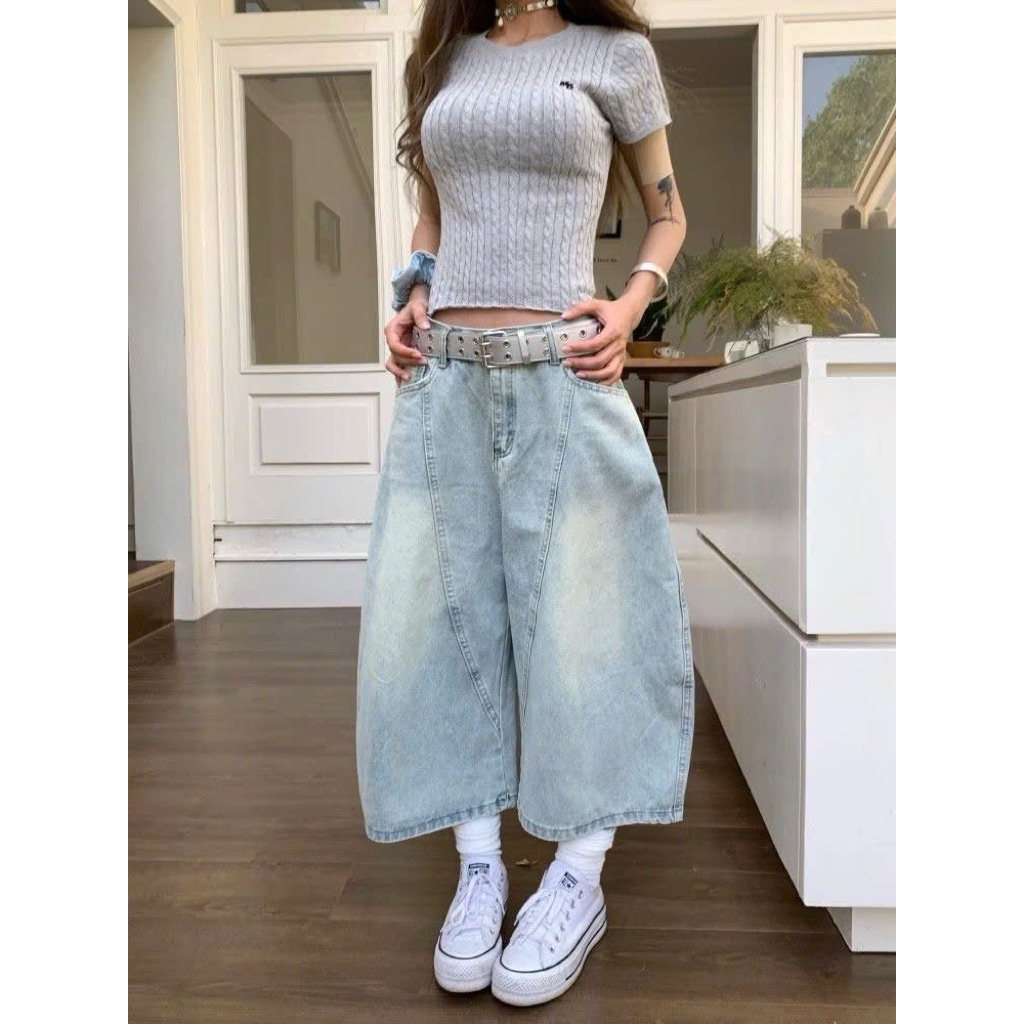 Quần jean short nữ ống rộng capri xanh nhạt ống bí thêu form unisex QJL006 - Tiktik
