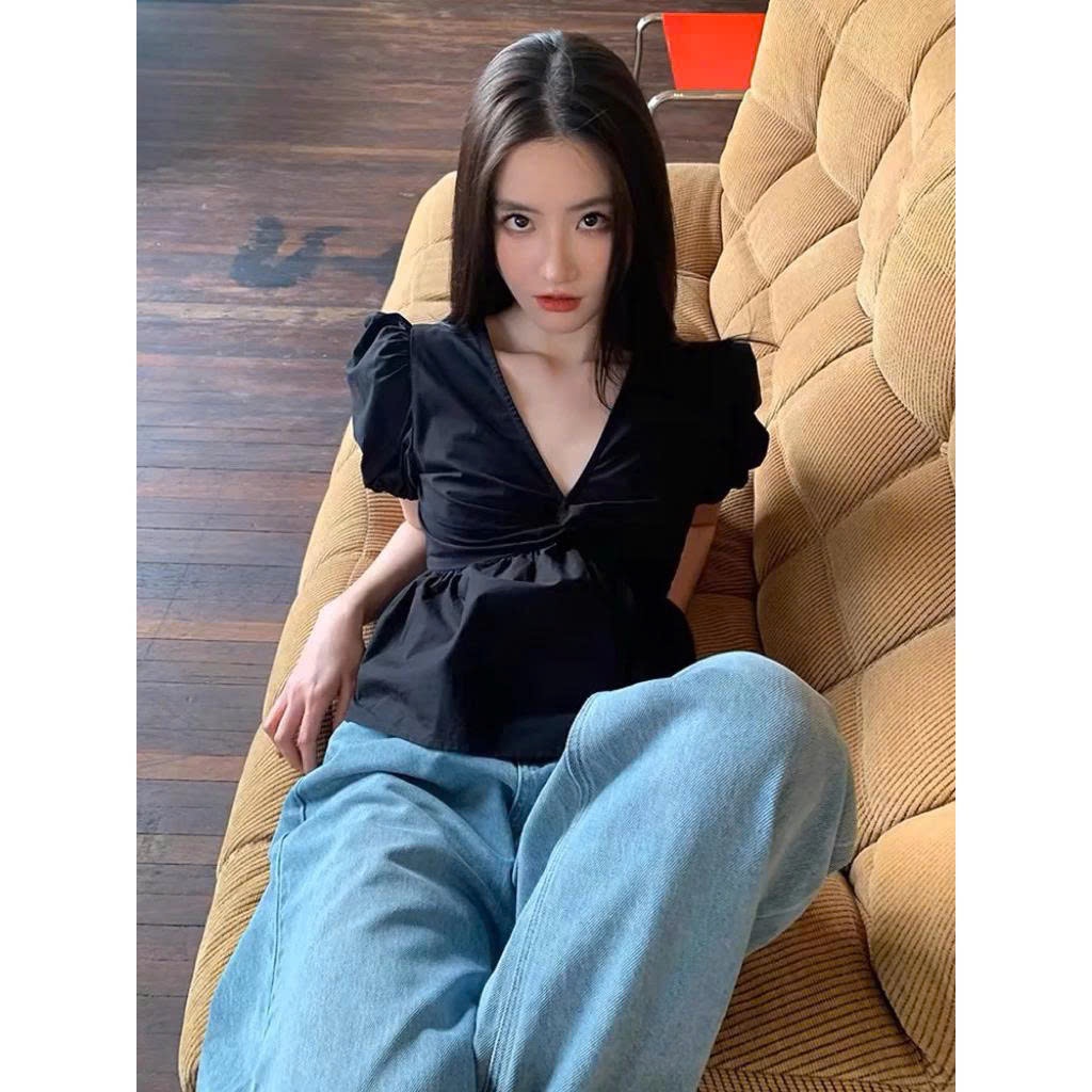 𝗔𝗻𝘁𝗵𝗼 - Áo Linen xoắn ngực tay phồng