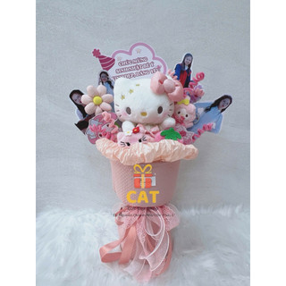 Set quà sinh nhật mèo dễ thương phong cách Hello Kitty kèm gấu bông + bánh kẹo trang trí, lẵng bánh kẹo màu hồng