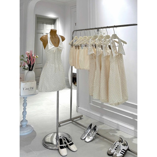 SEP House - Đầm hoa nhí cổ yếm V bẻ sát nách chiết eo ôm body tôn dáng, nữ tính, trendy - Ảnh thật fix