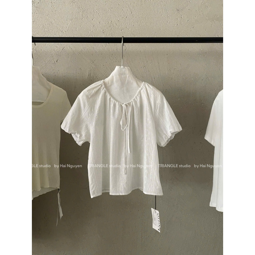 TRIANGLE - Lucky Shirt (Cân nhắc kỹ, áo trắng không hoàn) - Áo kiểu sơ mi style Hàn chất vải boi thêu cao câp chuẩn QC