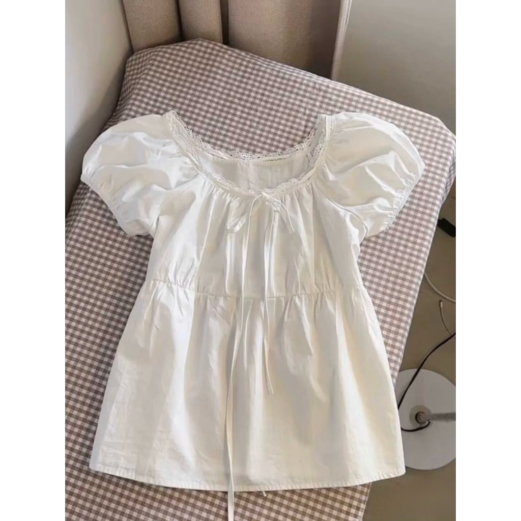 Áo Kiểu Nữ Màu Trắng Cổ Vuông Phối Ren Dây Thắt Nơ Áo Croptop Tay Bồng Bo Chun Eo Phong Cách Tiểu Thư Hàn Quốc