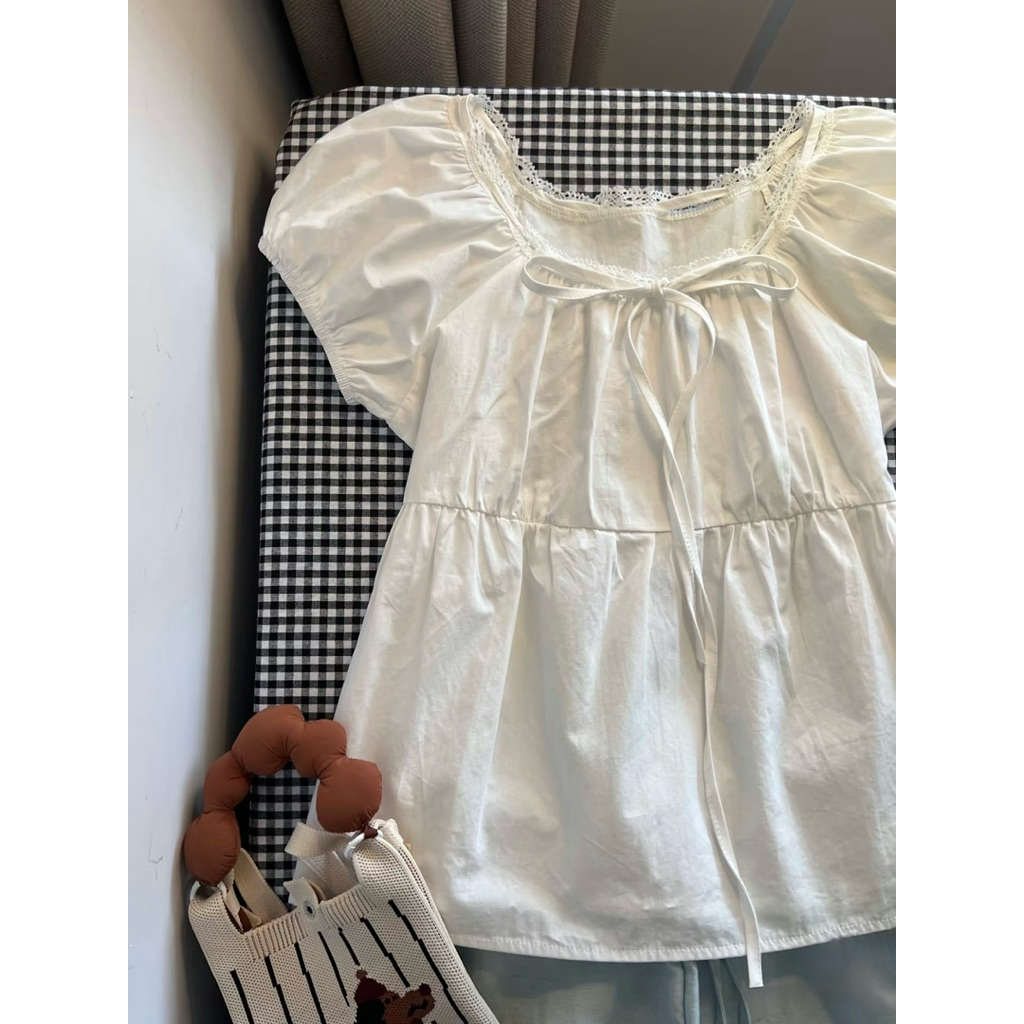 Áo Kiểu Nữ Màu Trắng Cổ Vuông Phối Ren Dây Thắt Nơ Áo Croptop Tay Bồng Bo Chun Eo Phong Cách Tiểu Thư Hàn Quốc