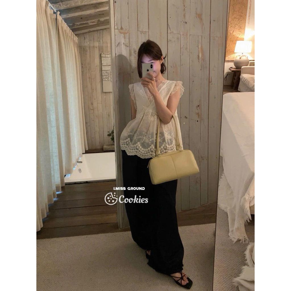 Áo tơ viền ren Imisss cổ V
