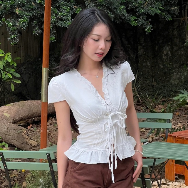 Áo Kiểu Nữ Tay Phồng Cổ V Eo Cột Dây Nơ Phối Bèo Nhún Xinh Xắn Mùa Hè Kimee - KA858