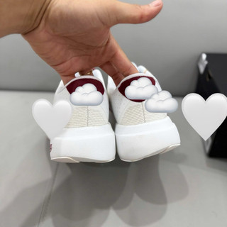 Giày thể thao chạy bộ thời trang bigsize nam nữ màu trắng kẻ đỏ mận đế siêu êm nhẹ cao cấp,sneaker dáng thể thao hot