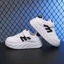 Thể Thao Trẻ Em Chất Liệu PU Mềm Đế Cao Su Chống Trơn Sneaker Cho Bé Êm Ái Năng Động