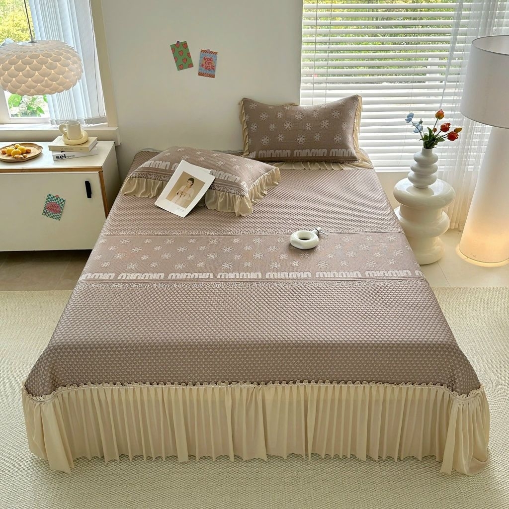 Chiếu băng lạnh phủ