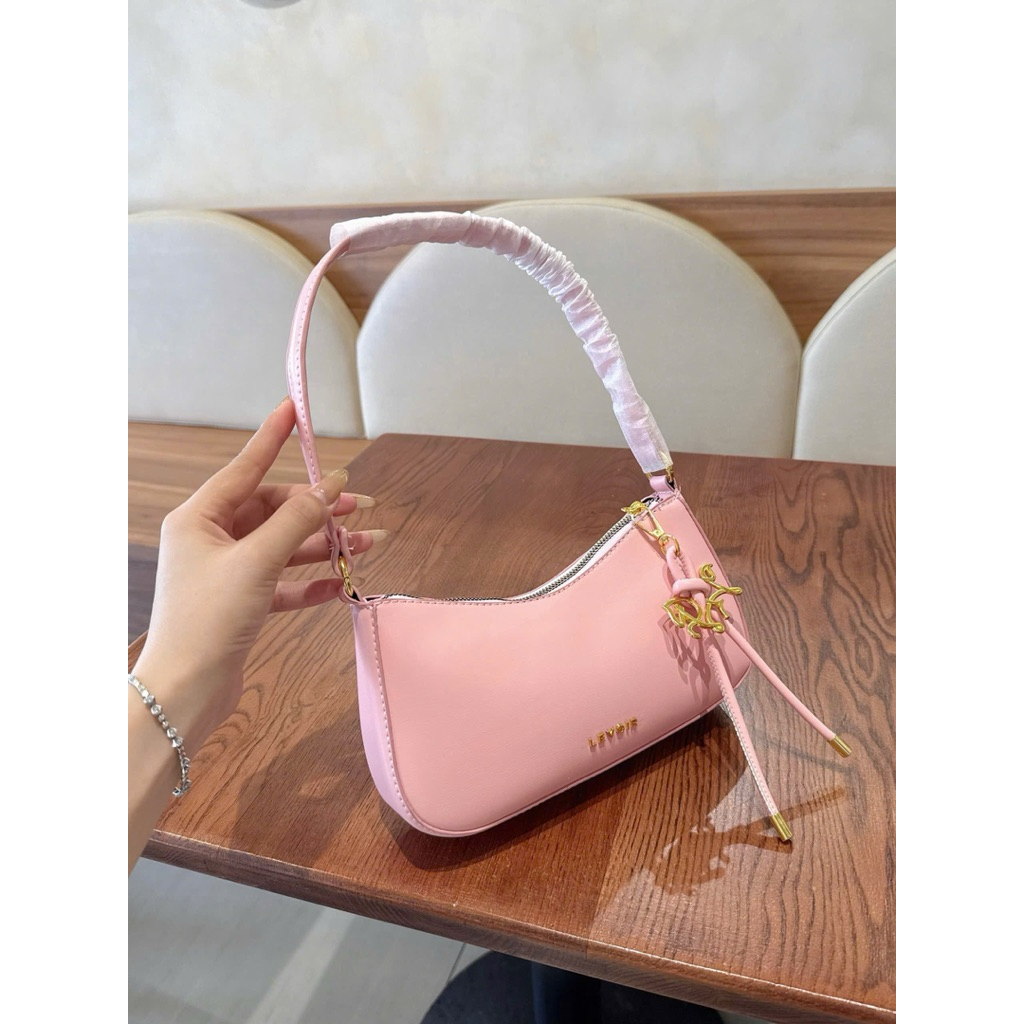 Túi xách kẹp nách TẶNG KÈM CHARM NGỰA dáng bầu size 21cm siêu xinh