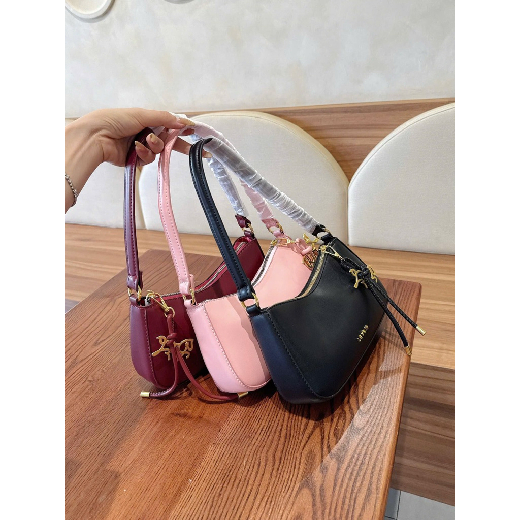 Túi xách kẹp nách TẶNG KÈM CHARM NGỰA dáng bầu size 21cm siêu xinh