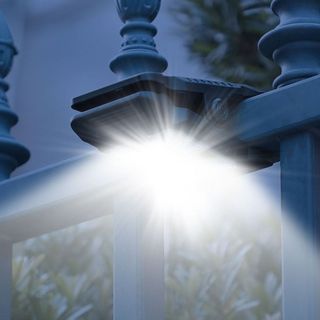 Đèn LED năng lượng mặt trời cảm ứng, chống nước IP65, đèn ngoài trời siêu sáng dùng cho sân vườn, cổng, ban công