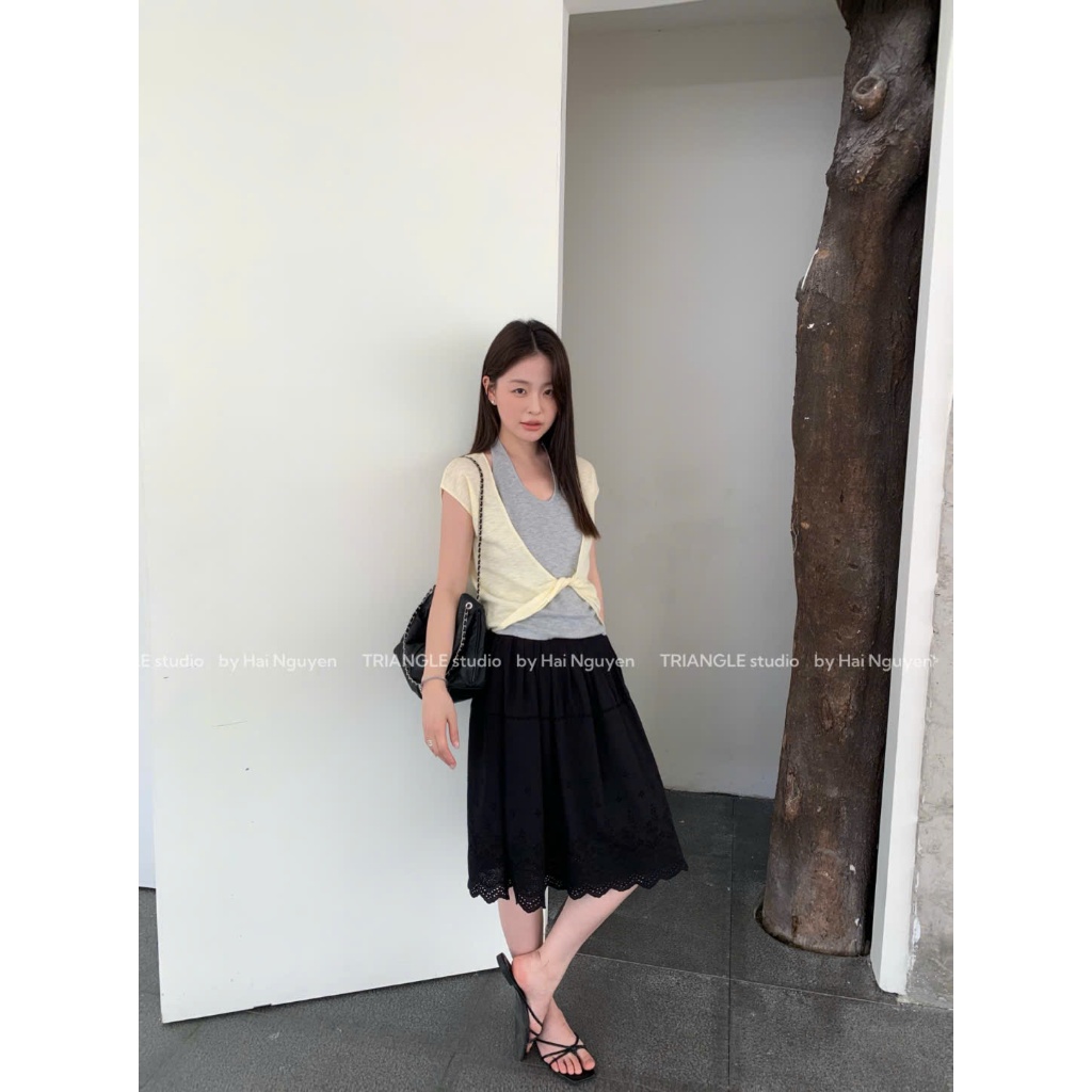 TRIANGLE - Coco Skirt (Cân nhắc kỹ, đồ trắng không hoàn) Chân váy dáng lửng cotton jacquard khoét rỗng style Hàn dễ mặc
