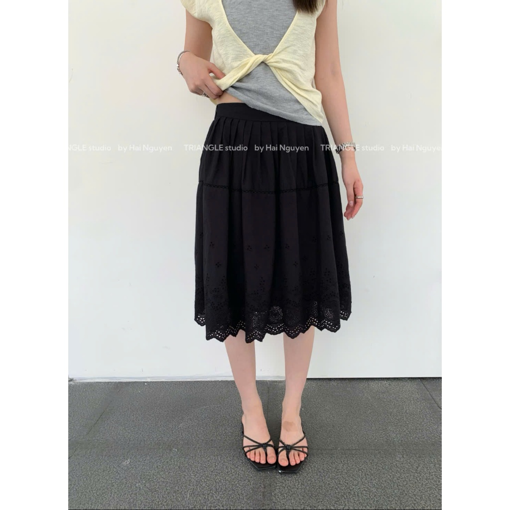 TRIANGLE - Coco Skirt (Cân nhắc kỹ, đồ trắng không hoàn) Chân váy dáng lửng cotton jacquard khoét rỗng style Hàn dễ mặc
