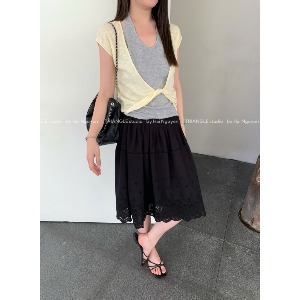 TRIANGLE - Coco Skirt (Cân nhắc kỹ, đồ trắng không hoàn) Chân váy dáng lửng cotton jacquard khoét rỗng style Hàn dễ mặc