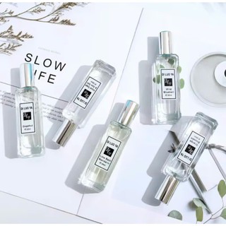 Nước Hoa Vùng Kín Nữ Hương Thơm Quyến Rũ Sang Trọng Kéo Dài Suốt 24 Giờ 30ML