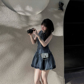 Váy Đầm Bò Denim Phối Dây Nơ Cổ Chiết Eo Xoè Ngắn