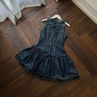 Váy Đầm Bò Denim Phối Dây Nơ Cổ Chiết Eo Xoè Ngắn
