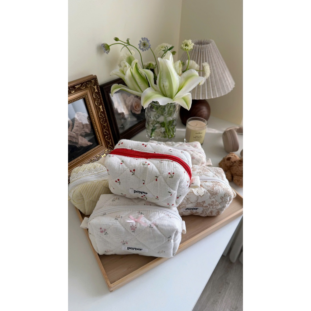 Pouch Chần Bông Nhiều Kích Cỡ Pepper Clothing Túi Đựng Mỹ Phẩm Make Up Hộp Bút Viết Đồ Dùng Cá Nhân Size Lớn Nhỏ - Pouch | BigBuy360 - bigbuy360.vn