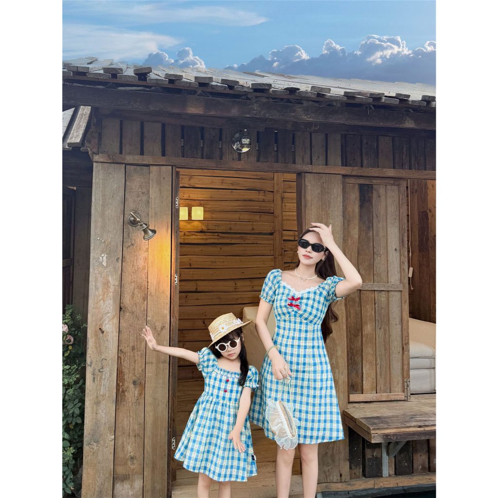 Áo gia đình 2026 phong cách trẻ trung phù hợp đi du lịch - picnic - chụp ảnh gia đình kỉ niệm