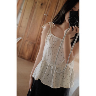 Floral top - Áo dây thắt nơ linen hoa nhí babydoll Ma Vie