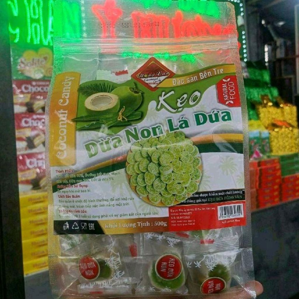 Combo 2 túi kẹo dừa non Hồng Vân ( 1 kẹo dừa non lá dứa 500g & 1 kẹo dừa non sầu riêng 500g ) - đặc sản Bến Tre