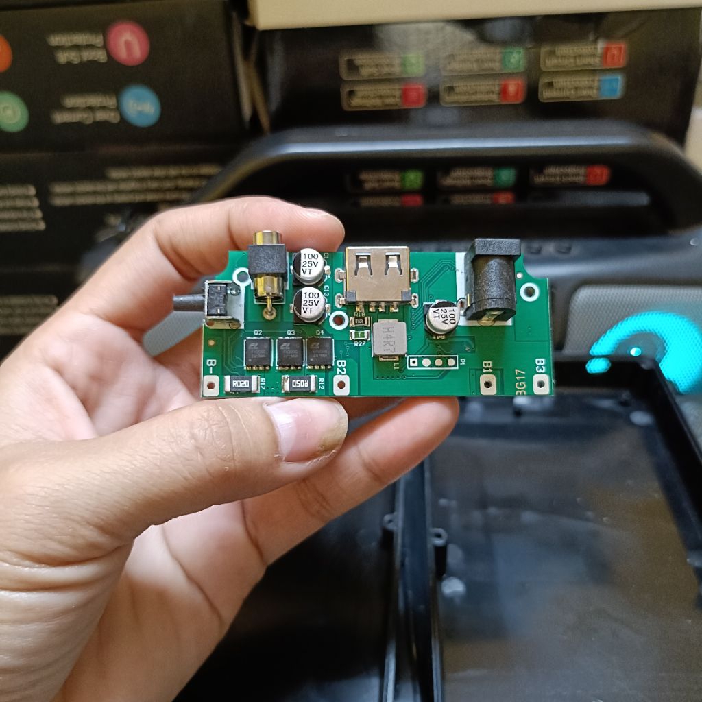 com bo vỏ mạch áo điều hòa SAM 21700 6 cell và 4 cell cho vỏ 18650