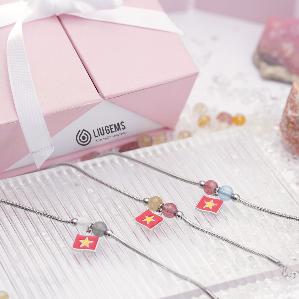 Vòng Tay Thép Charm Lá Cờ Việt Nam Mix 2 Hạt Đá Đá Năng Lượng Từ Tự Nhiên, Liugems Mừng Đại Lễ VT14