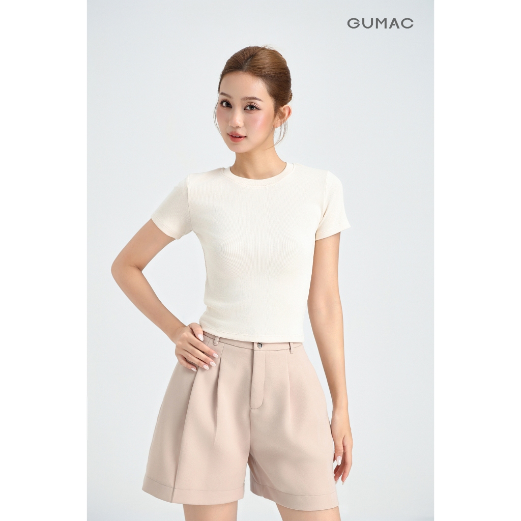 Quần Short Nữ GUMAC Form Suông Nút Đôi Phối Xếp Ly Chất Tuyết Mưa 1 Lớp Đứng Form Thoải Mái LSHG0408