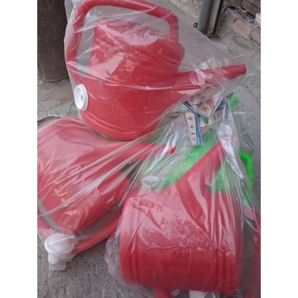 Bình Tuới Cây 5/7/10lit Đầu vòi hoa sen tiện lợi