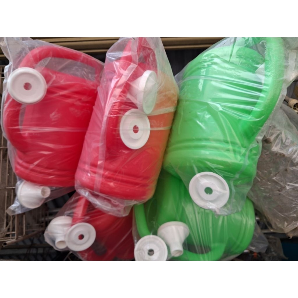 Bình Tuới Cây 5/7/10lit Đầu vòi hoa sen tiện lợi