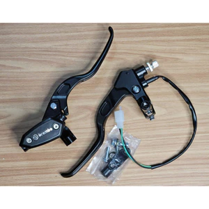 Tay phanh tay côn bình dầu liền Brembo nhôm CNC (mong ACE ủng hộp shop)