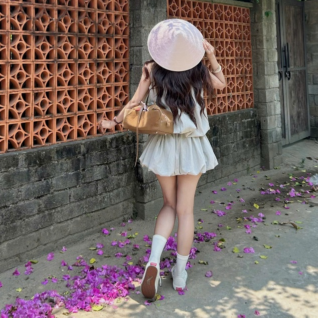(KÈM QUẦN BẢO HỘ) Set jump liền thân nữ cổ yếm bí phồng JULIN A21287.