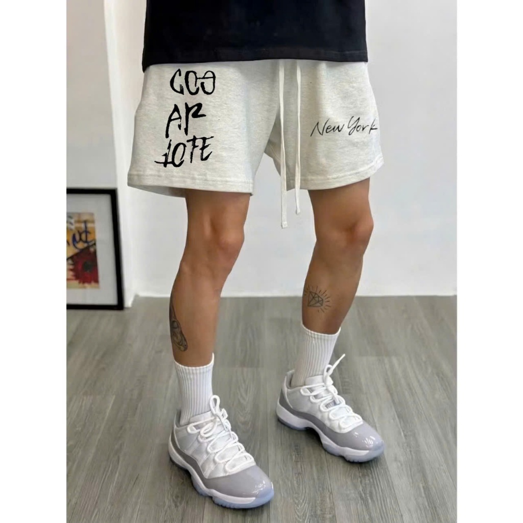 Quần Short Nỉ In Lụa Chữ Form Trên Gối Lưng Thun Dây Rút Co Giãn 2 Chiều Thoáng Mát