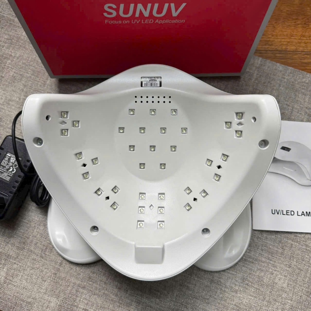 Máy hơ gel móng tay SUN5 PLUS