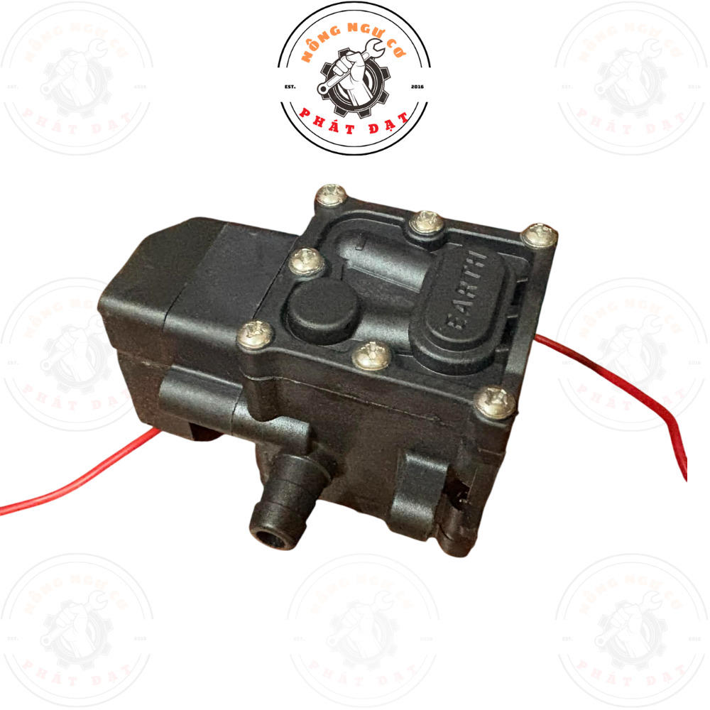 Đầu bơm của máy bơm mini hãng EARTH cao cấp, có rờ le, bơm mạnh, ổn định, bền