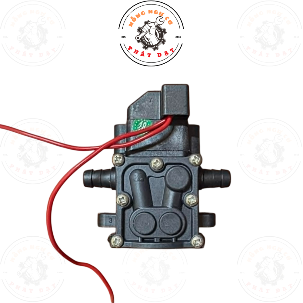 Đầu bơm của máy bơm mini hãng EARTH cao cấp, có rờ le, bơm mạnh, ổn định, bền