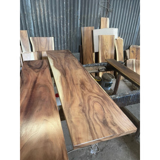 Gỗ me tây: 30 x 160 x 3.4cm (Sơn 1 mặt)