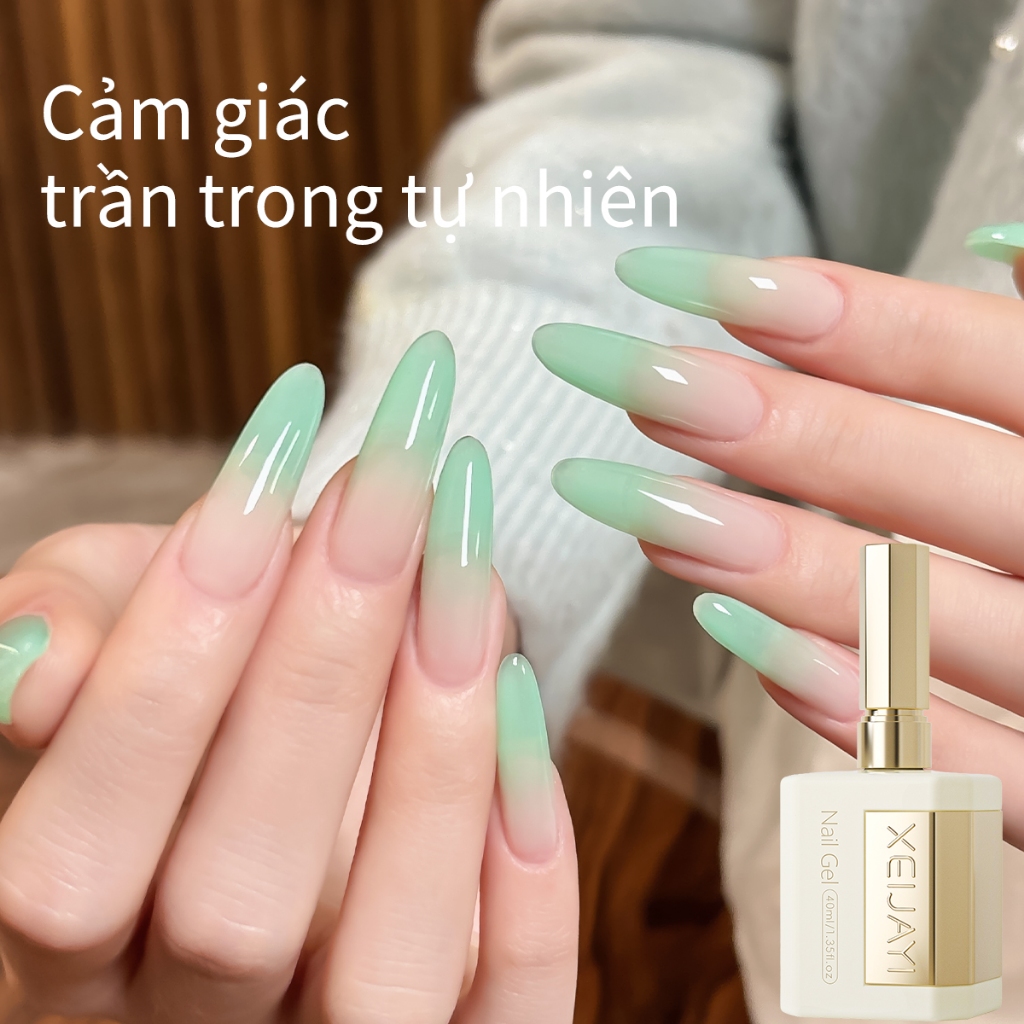 XEIJAYI 40ml - Sơn móng tay dạng gel màu xanh bạc hà nhạt, bền màu và thích hợp sử dụng tại salon.