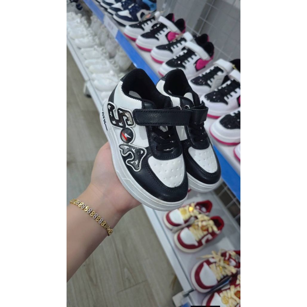 99K - Xả Lẻ SIZE [26, 27, 28] - Giày thể thao trẻ em nhiều mẫu, xả kho siêu rẻ.
