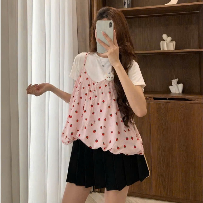 [TẶNG GẤU CUTE]Set Yếm Nữ 2 Dây dâu tây Dáng Bí Kèm Áo Thun Trơn Thời Trang Nữ hotrend 2026