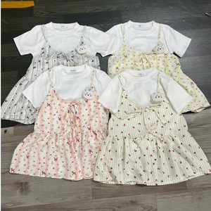 Set Áo Đũi 2 món Kèm Yếm 2 Dây Nơ Trước Phối Dáng babydoll hoạ tiết hoa nhí cute mẫu mới 2026