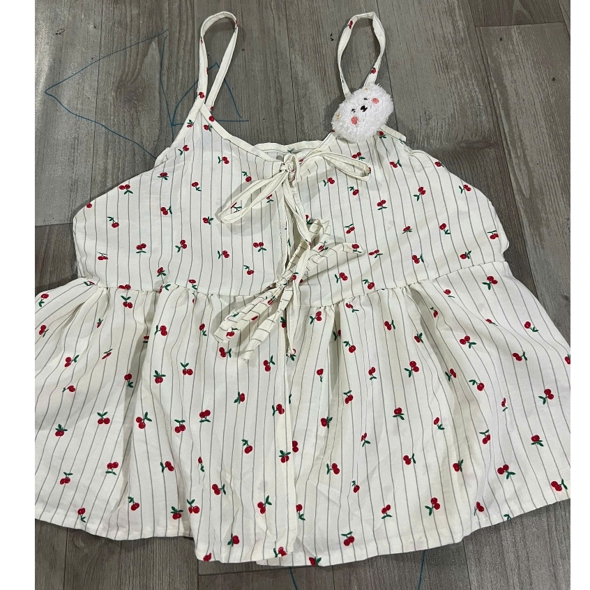 [TẶNG QUÀ]Set Áo Đũi 2 món Kèm Yếm 2 Dây Nơ Trước Phối Dáng babydoll hoạ tiết hoa nhí cute  mẫu mới 2026