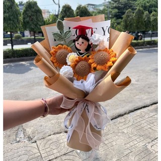 Bó hoa len tốt nghiệp, hỏa tốc TP HCM