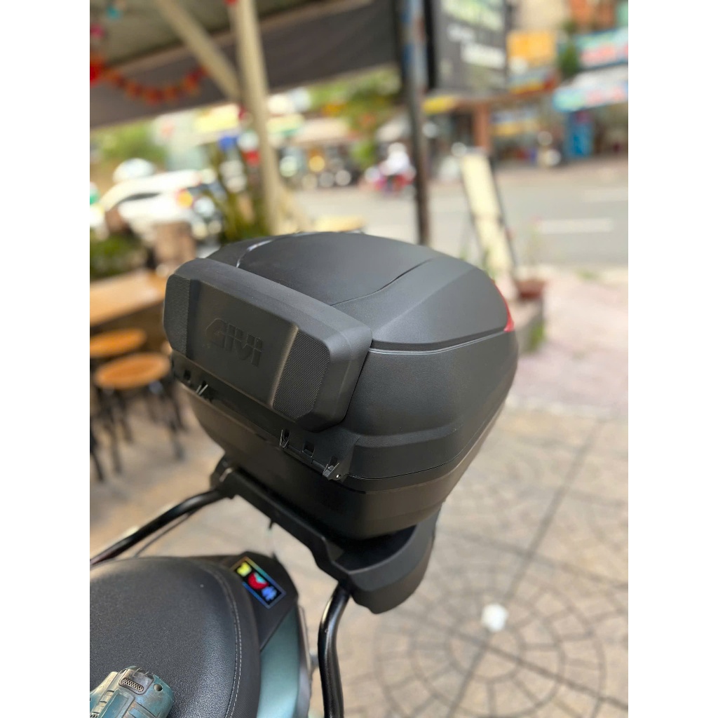 Thùng sau B27NX chính hãng GIVI