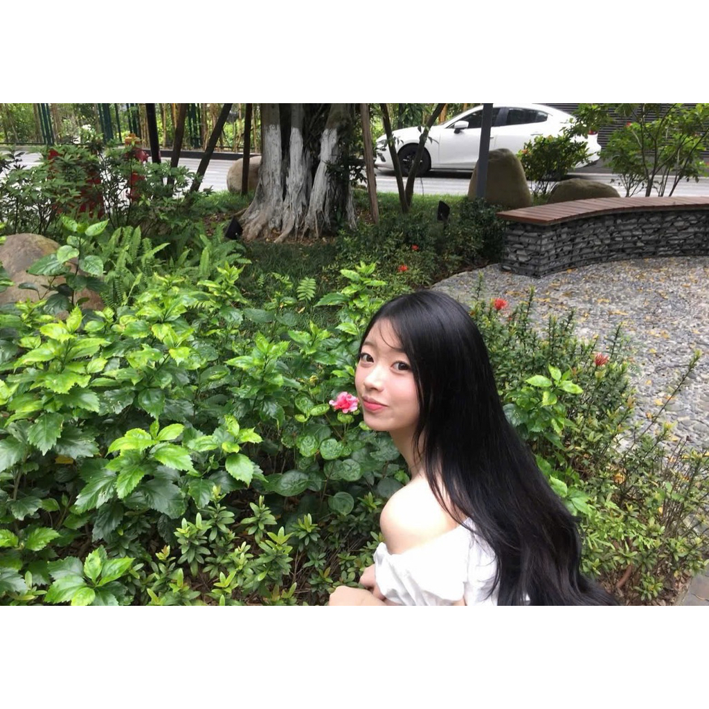 𝒄𝒂𝒎.𝒄𝒍𝒐𝒔𝒆𝒕•Áo Crt Trễ Vai Chun Eo