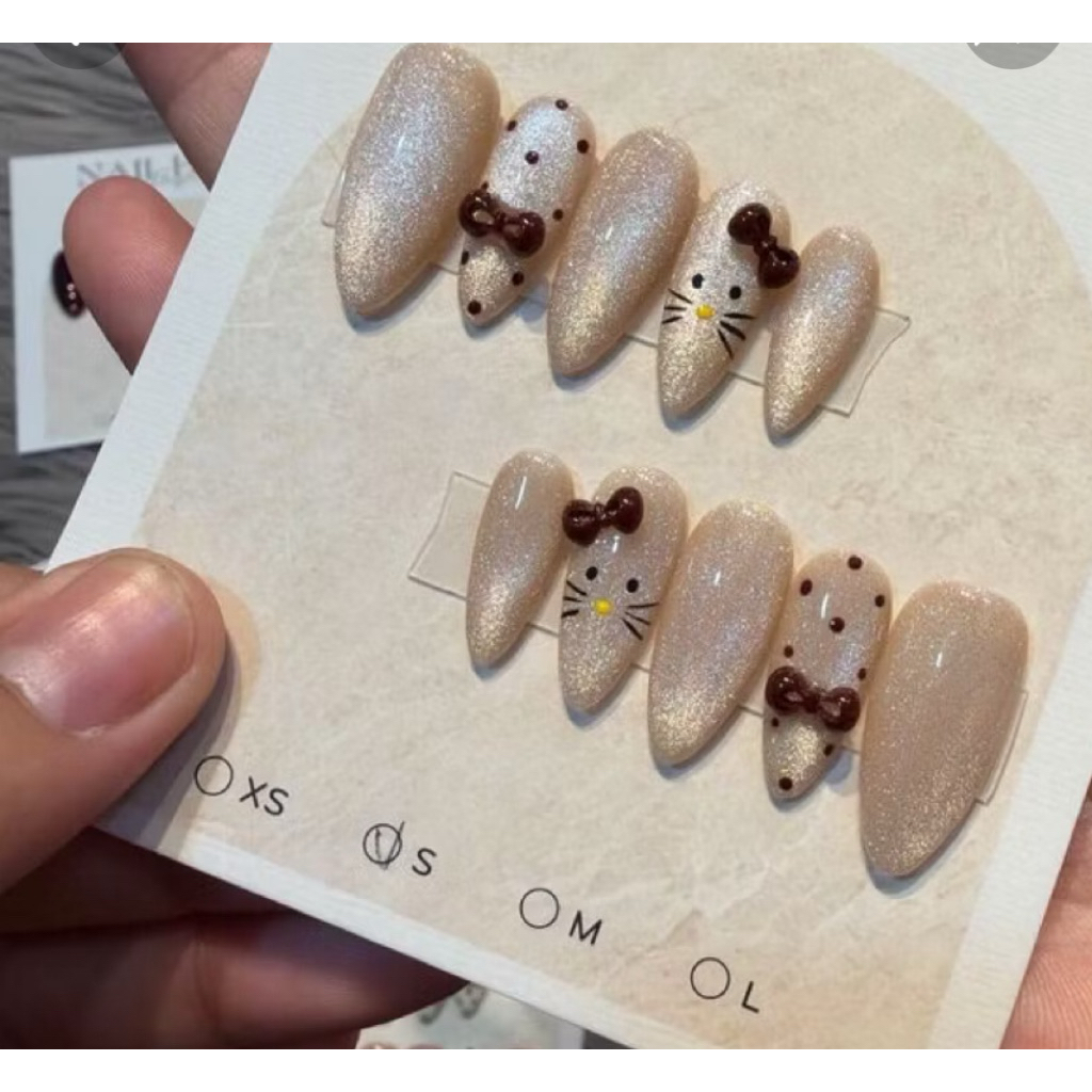 nail box xinh ( kèm keo và dũa )