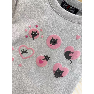 Áo phông cotton cổ tròn cộc tay viền chỉ hồng hình mèo form babytee #21053