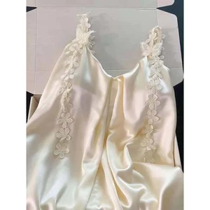 Váy 2 dây lụa kèm đệm ngực ( hàng qc)
