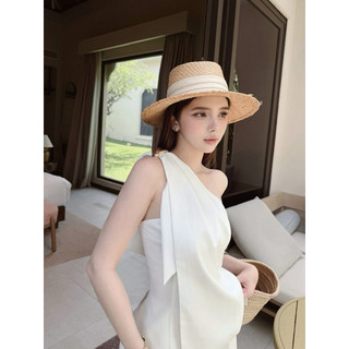 Set Áo Lệch Tà Vai Mix Quần Suông Be Trắng Chouchou Hothit
